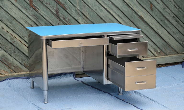 20th Century Classic Steelcase, Single Bank Desk For Sale
