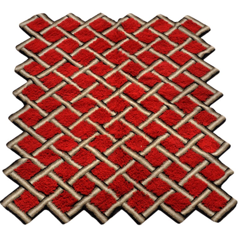 Chic Diamond Pattern Rug at 1stDibs