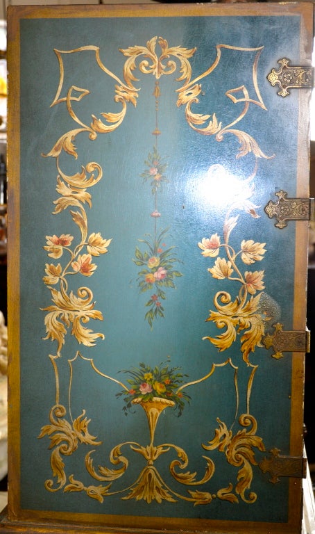 Beautifully Decorated Chinoiserie Cabinet 1
