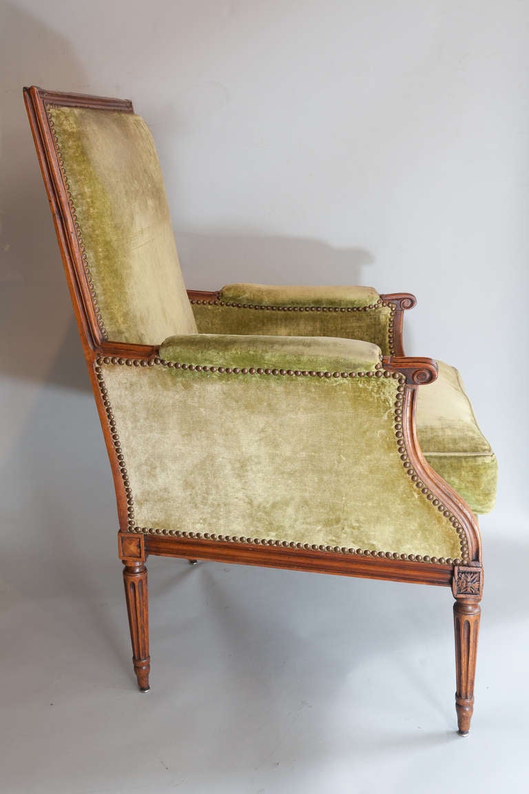 Louis XVI Beech Fauteuil or Armchair Covered in Green Velvet For Sale 2