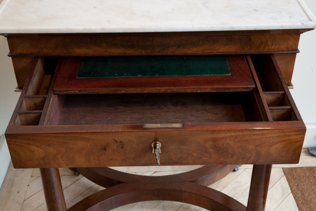 Small Empire Writing Table circa 1810 In Good Condition In London, GB
