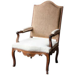 Regence Walnut Fauteuil