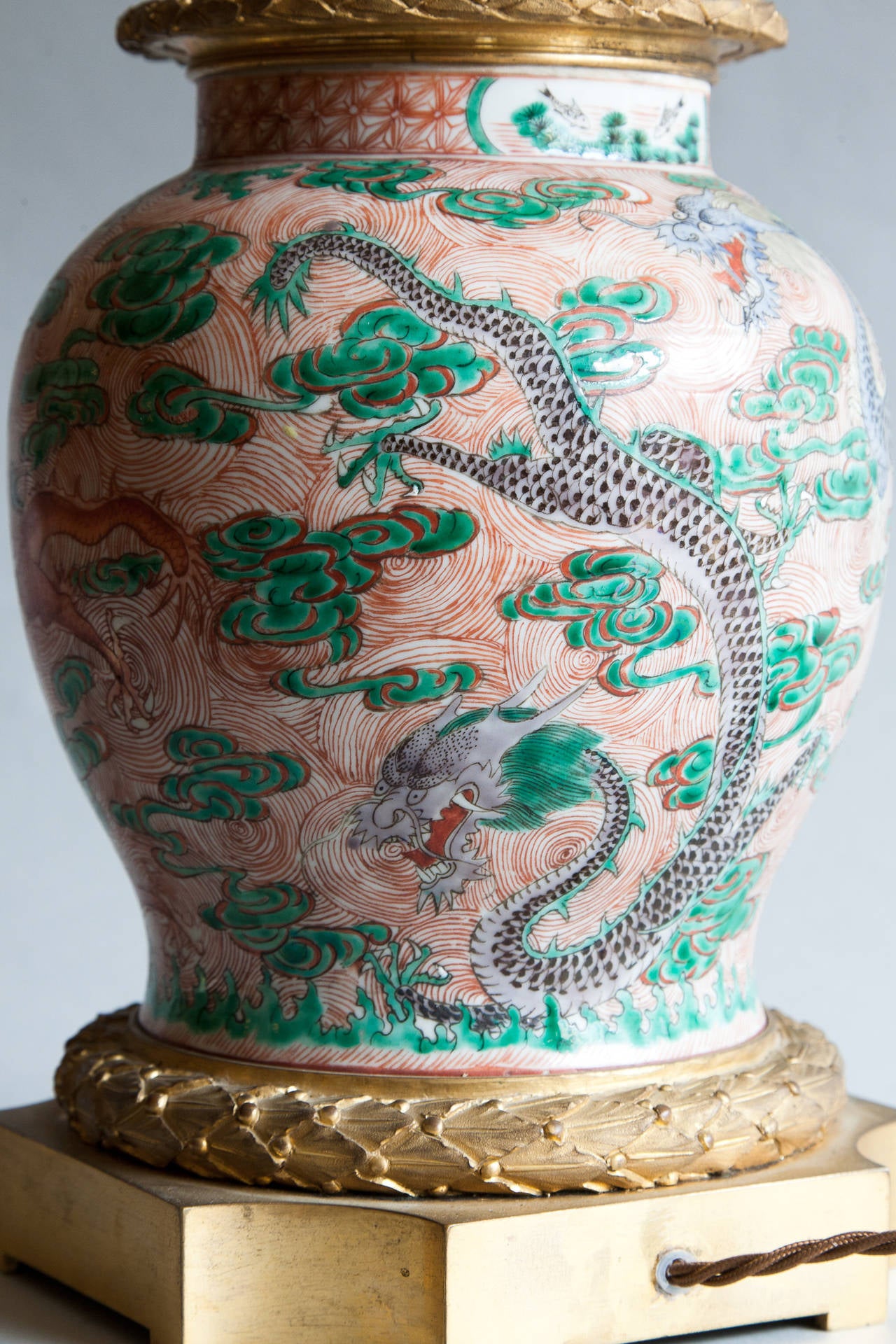 19th Century Famille Rose Chinese Porcelain Lamp with Gilt Bronze Mounts For Sale 1