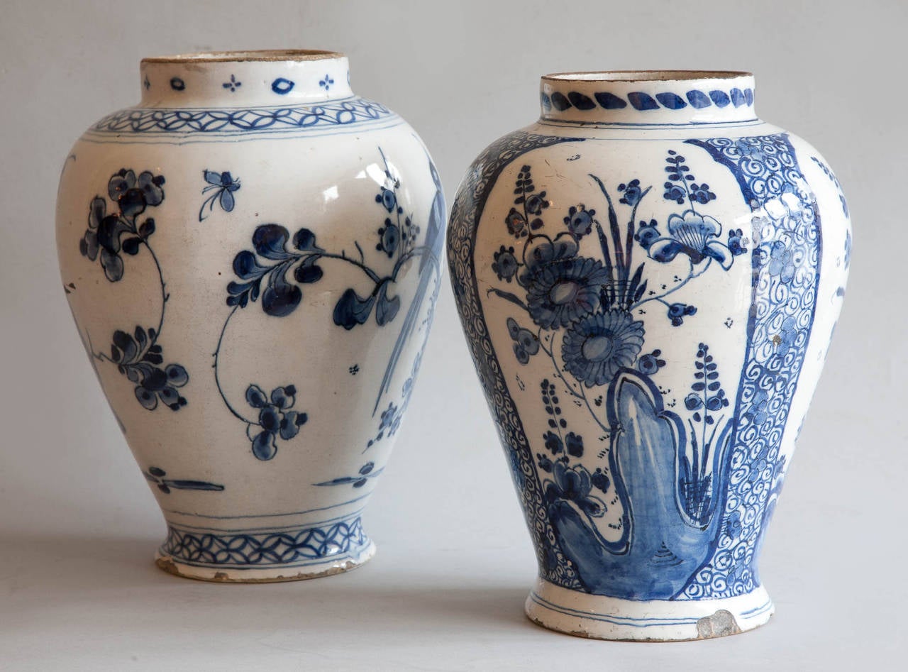 18th Century Faïence Baluster Delft Vase 4