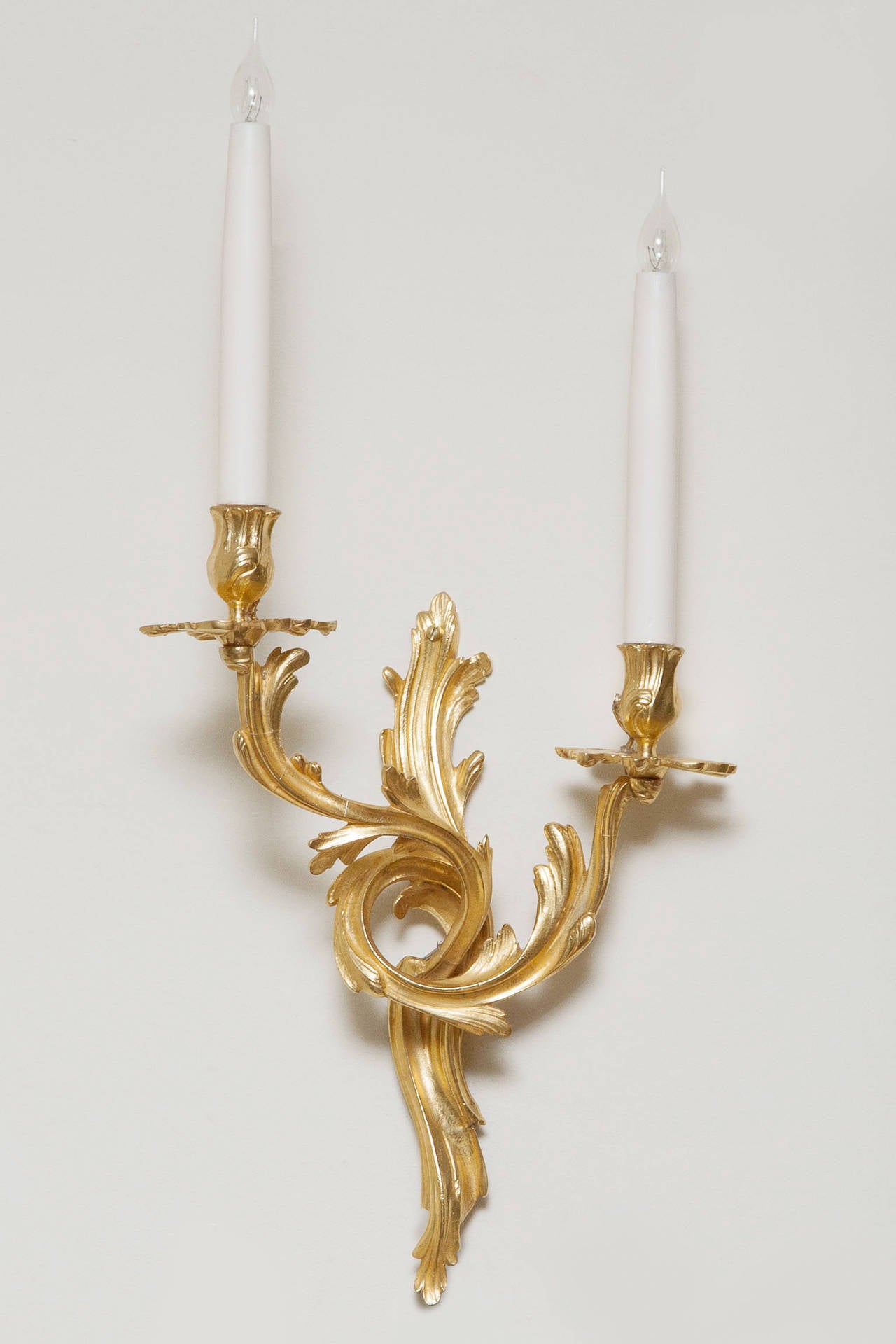 Four 18th Century Louis XV Gilt Bronze Two-Arm Wall Lights In Good Condition For Sale In London, GB