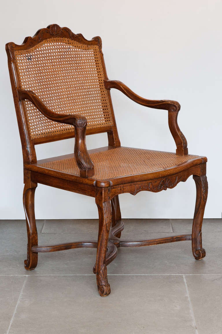 A Pair Of Mid 18th Century Louis XV Caned Walnut Armchairs In Good Condition In London, GB