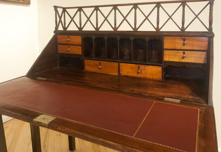 English Fall Front Mahogany Desk Circa 1800 In Good Condition In London, GB