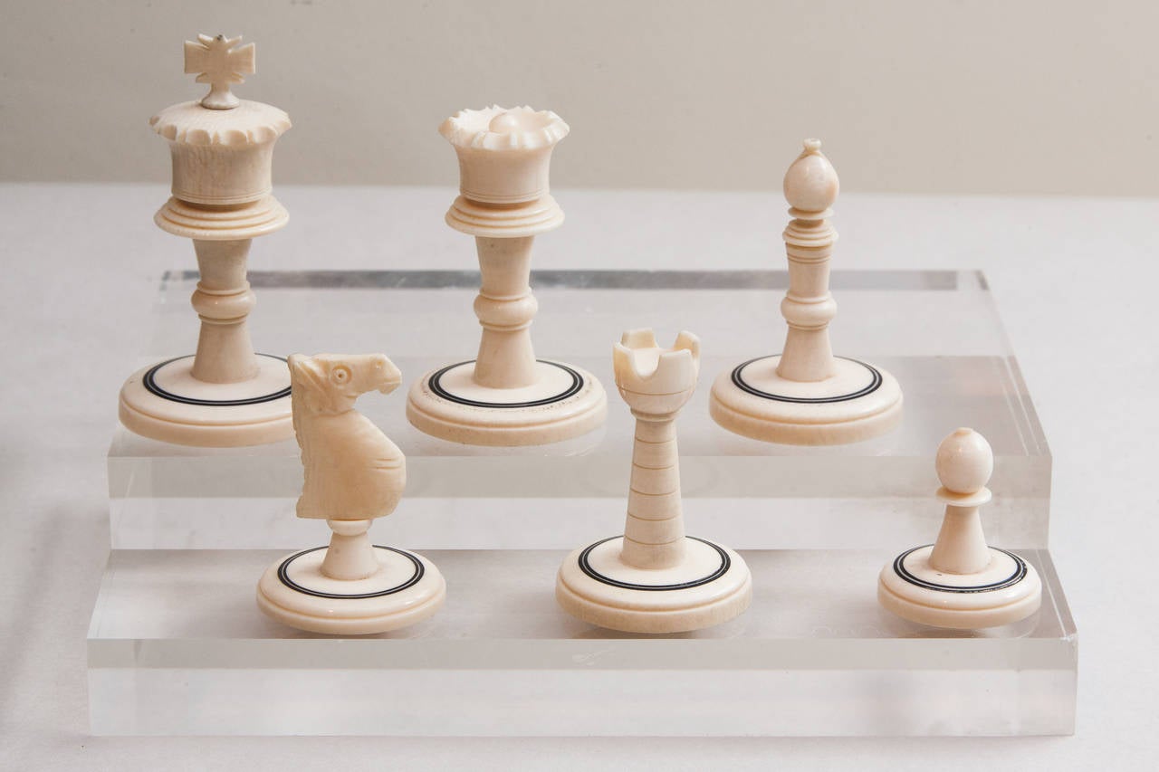 Art Deco Ivory Chess Set 1