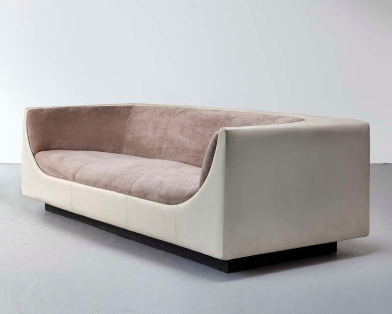 Sofa with leather and velour upholstery. Designed by Jorge Zalszupin for L'Atelier, Brazil, 1960s. (seat: 15