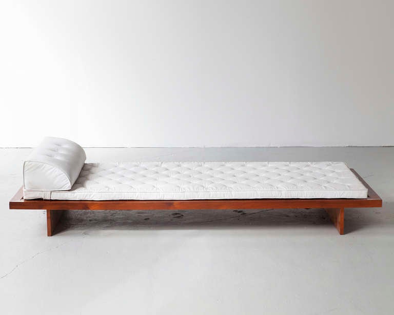 Daybed by Joaquim Tenreiro In Good Condition In New York, NY