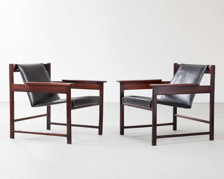Pair of Lounge Chairs by Sergio Rodrigues 2