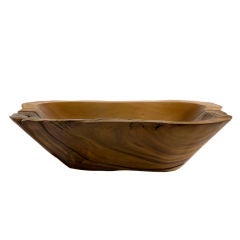 "Chinue" bowl by Hugo Franca
