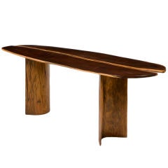 "Braúna" table by Hugo Franca