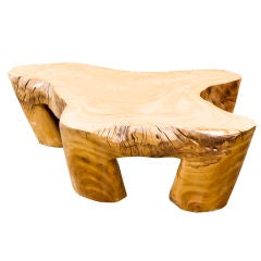 "Mesa Amanaci" coffee table by Hugo Franca