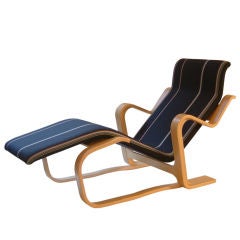 "Chaise inclinée" de Marcel Breuer