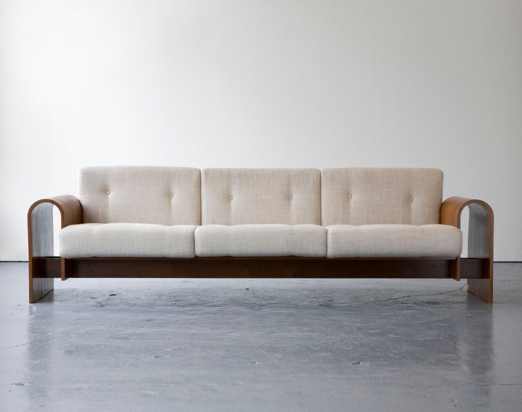 oscar niemeyer sofa