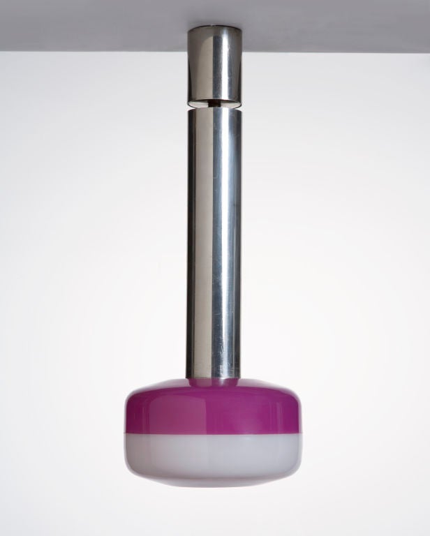 HL782

Hanging lamp in chromed metal with a pink colored Plexiglas shade. Maintains the original label. Produced by Stilnovo, Italy, 1960. 

(Pair available).