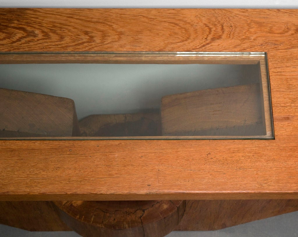 Console by Jose Zanine 1