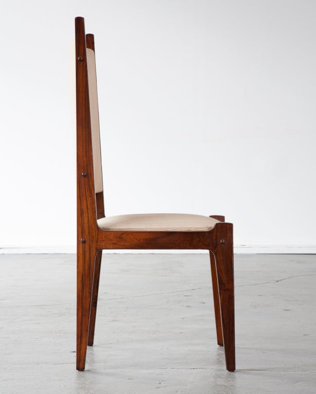 Fin du 20e siècle Ensemble de six chaises de Sergio Rodrigues, Brésil, années 1970 en vente