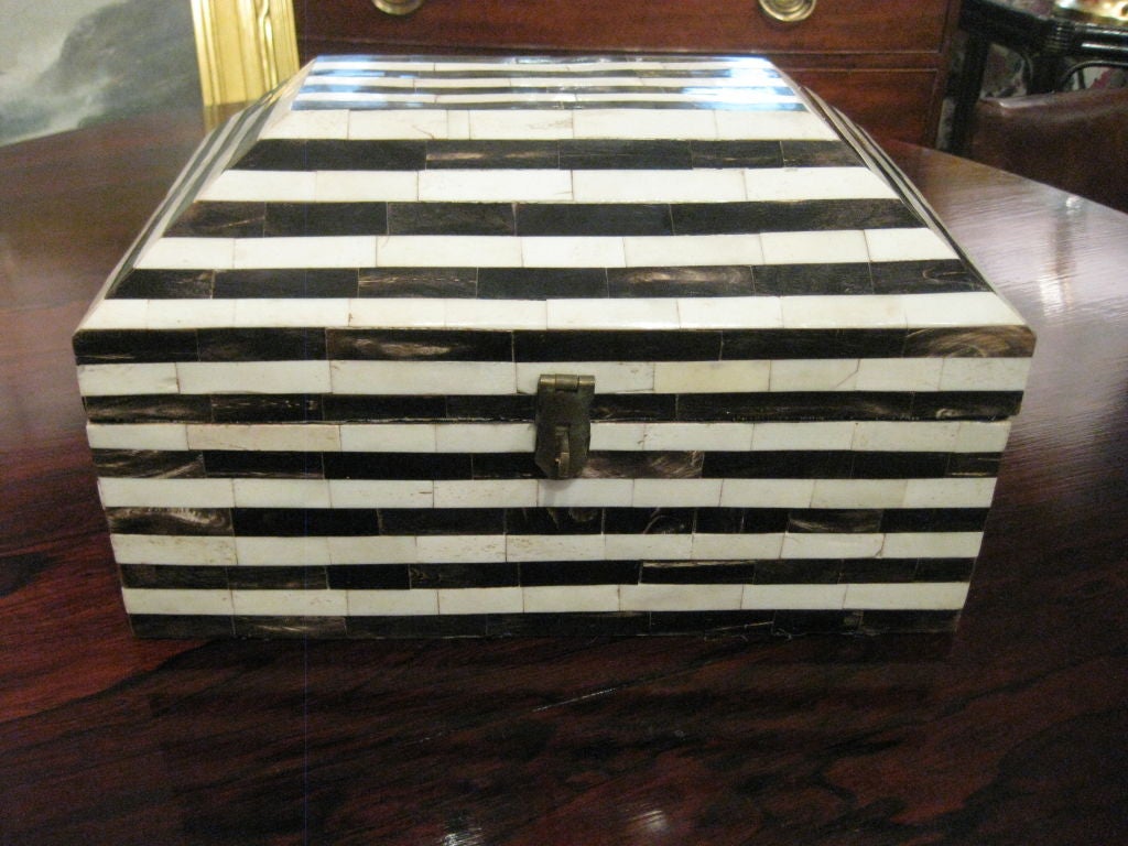 Anglo-Indian Box