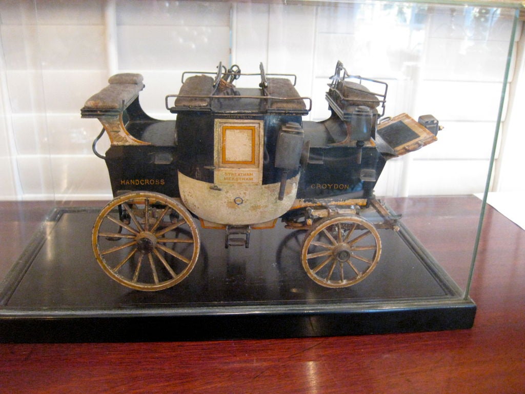 Tôle 19th Century English Tole Miniature Carriage