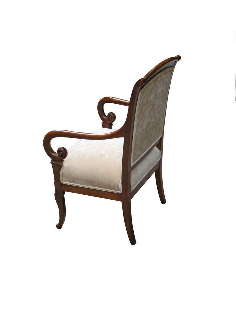 Exemplary French Charles X Restauration Armchair In Excellent Condition For Sale In Long Island City, NY