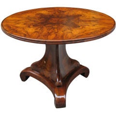 Antique Exceptional Biedermeier tilt-top dining  / center table