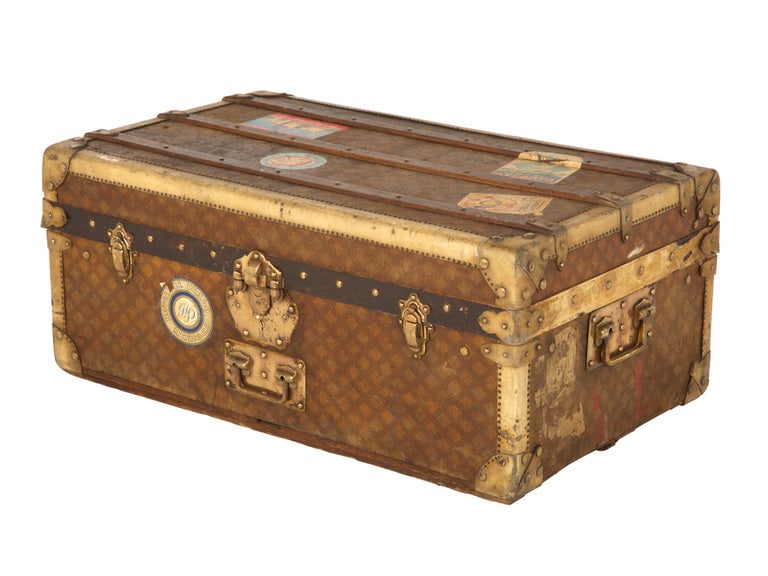 Antique French Trunk In Good Condition In Chicago, IL