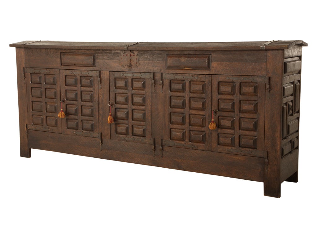 Antique Sideboard In Good Condition In Chicago, IL