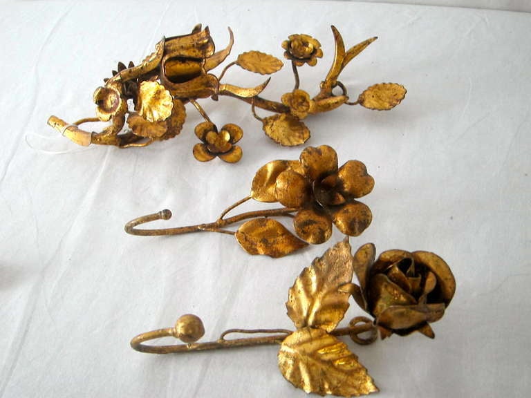 Hollywood Regency Petite  Italian Gilt Flowers Galor Candle Wall  Sconce w Two Floral Towel Hooks 1