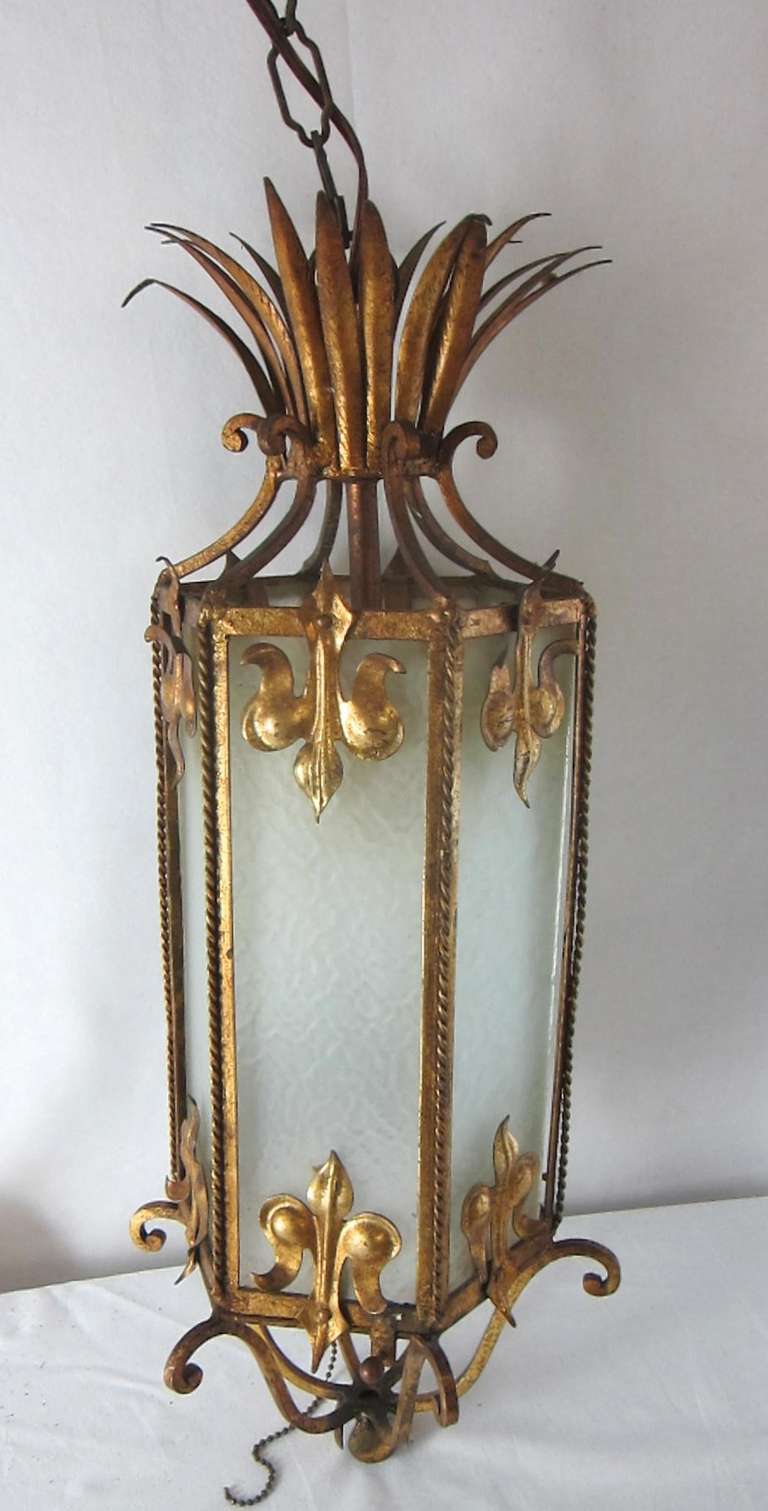Unknown Hollywood Regency Italian Gilt Tole Frosted Inserts Hanging Chandelier  Lamp
