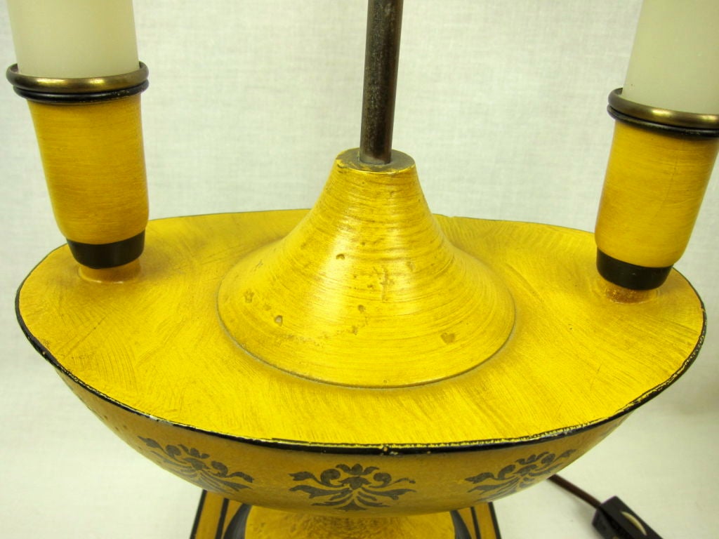 30s-40s French Yellow Painted Hand-stenciled Toile Lamp 3