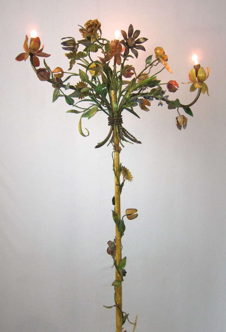 Vintage Floral Bouquet Tole Candelabra Floor Lamp-w climbing flowers In Excellent Condition In San Francisco, CA