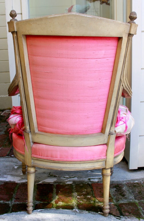 Louis VXI Beacon Hill Vogue pink torn upholstered Bergeres 1