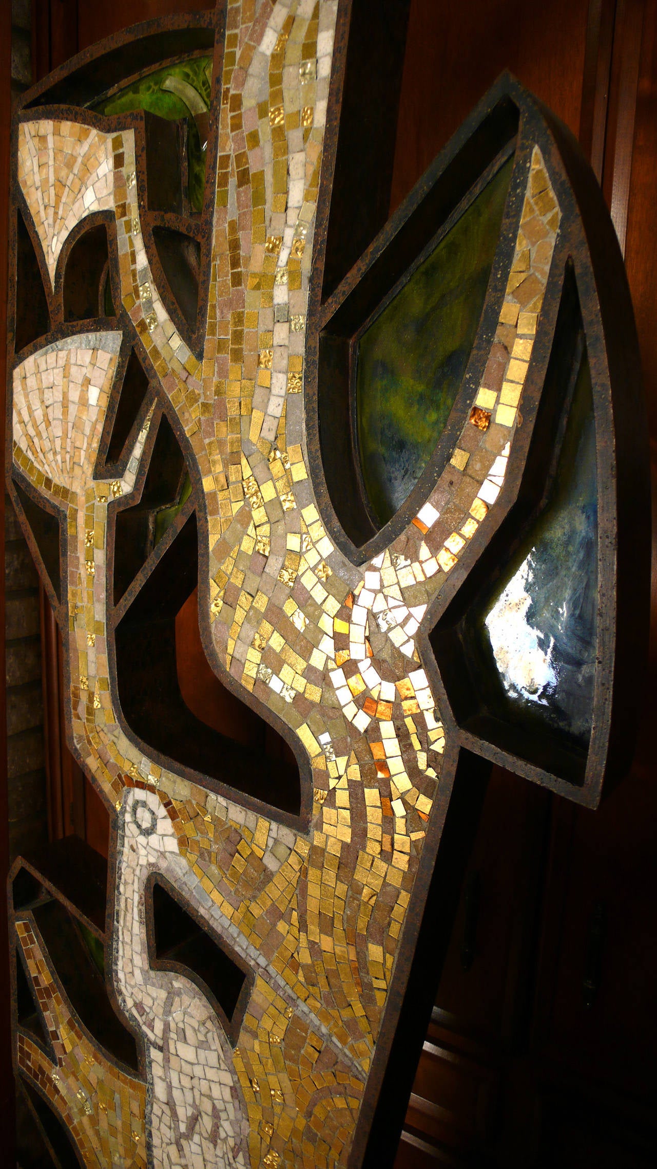 Millard Sheets and Octavio Medellin, Freestanding Heron Mosaic Sculpture In Good Condition In Dallas, TX
