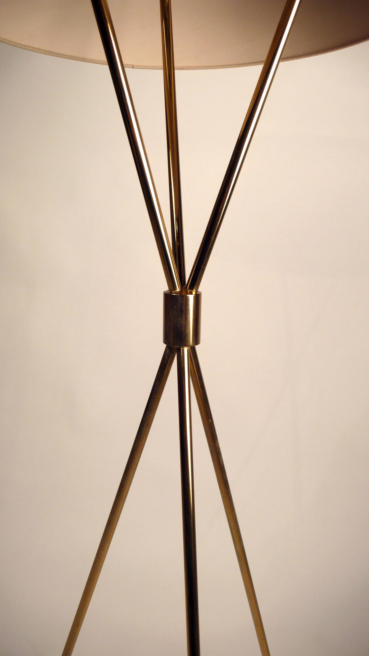 T.H. Robsjohn-Gibbings Tripod Floor Lamp for Hansen 2