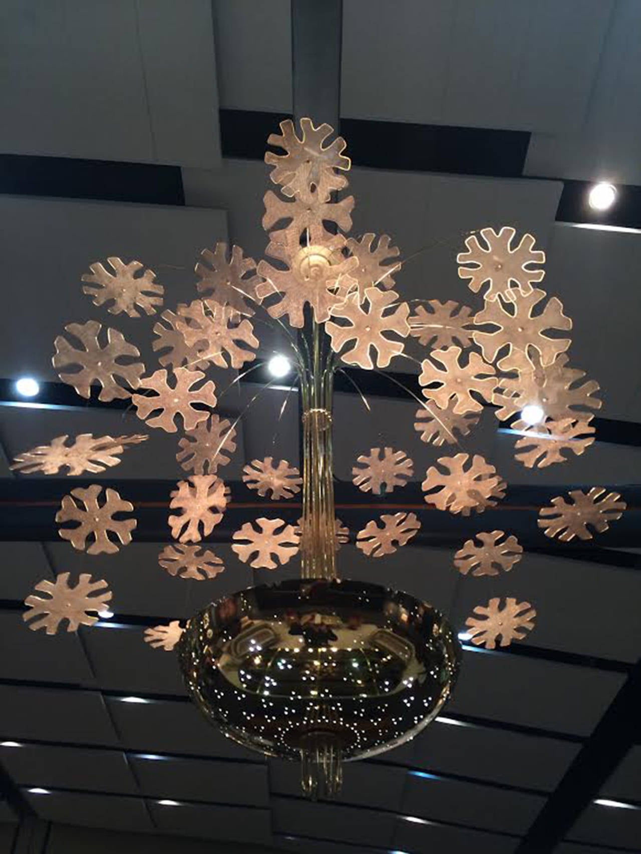 snowflakes chandelier