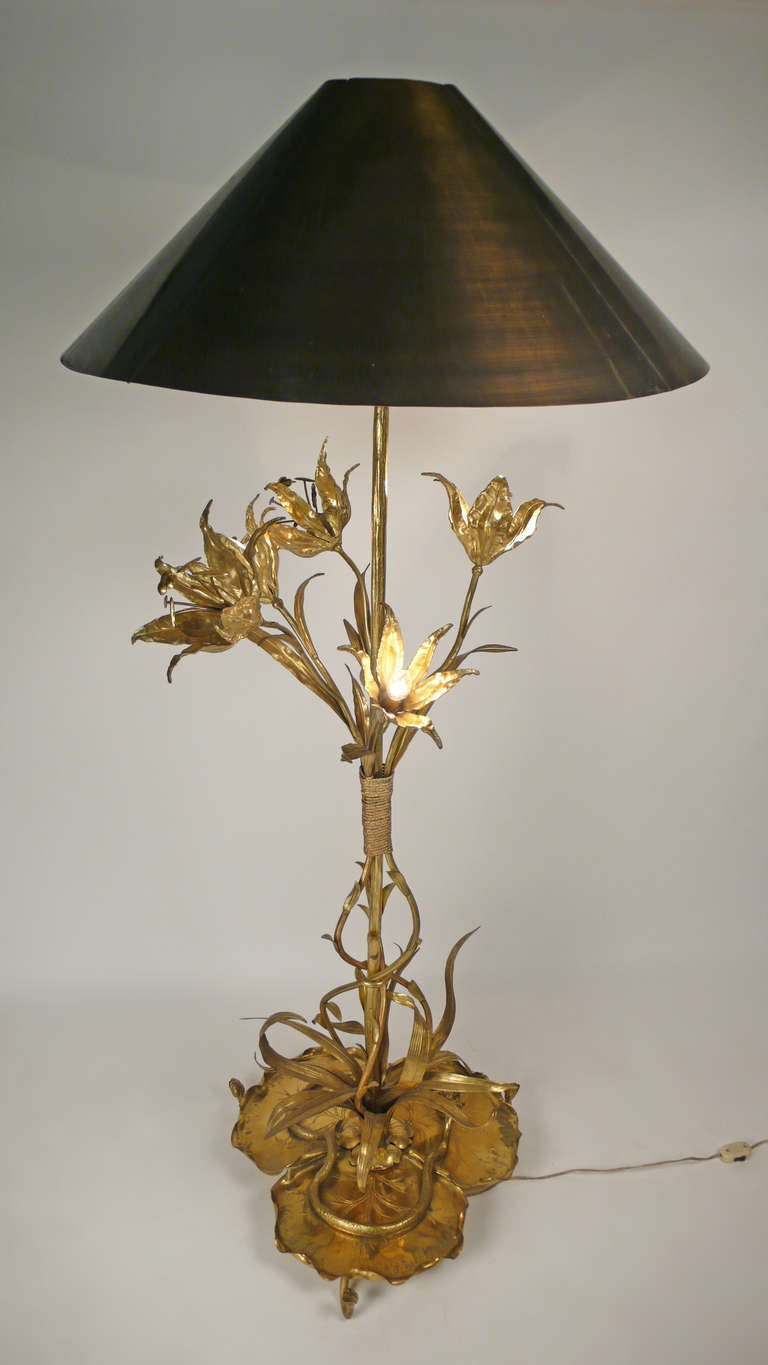 Serpent and Frog Lamp