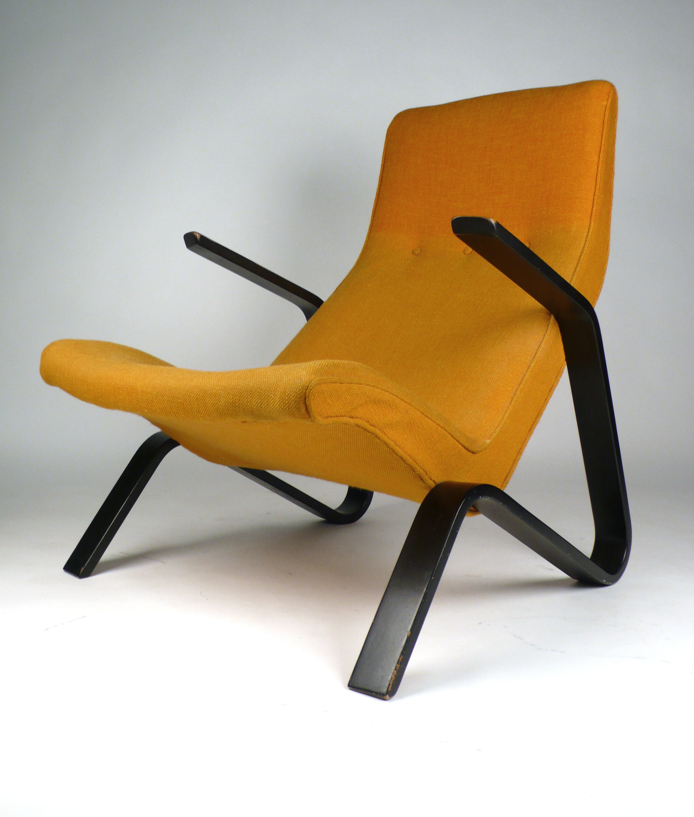 Early Grasshopper Chair by Eero Saarinen