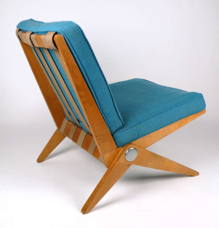 All original Jeanneret Scissor chair with solid maple frame.
 
Early Knoll Associates label.

In excellent original condition.
