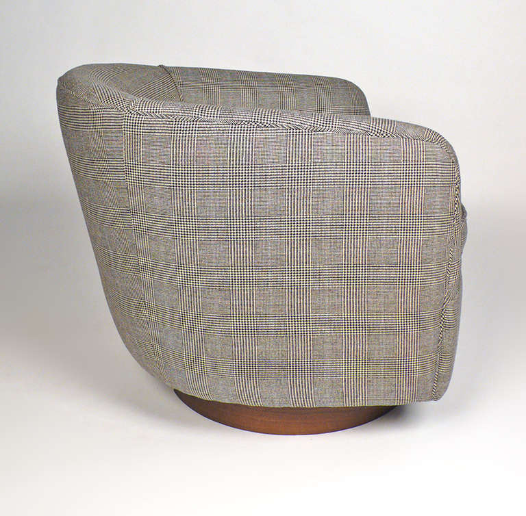 Mid-20th Century Milo Baughman Barrel Chair in Prince of Whales Textile