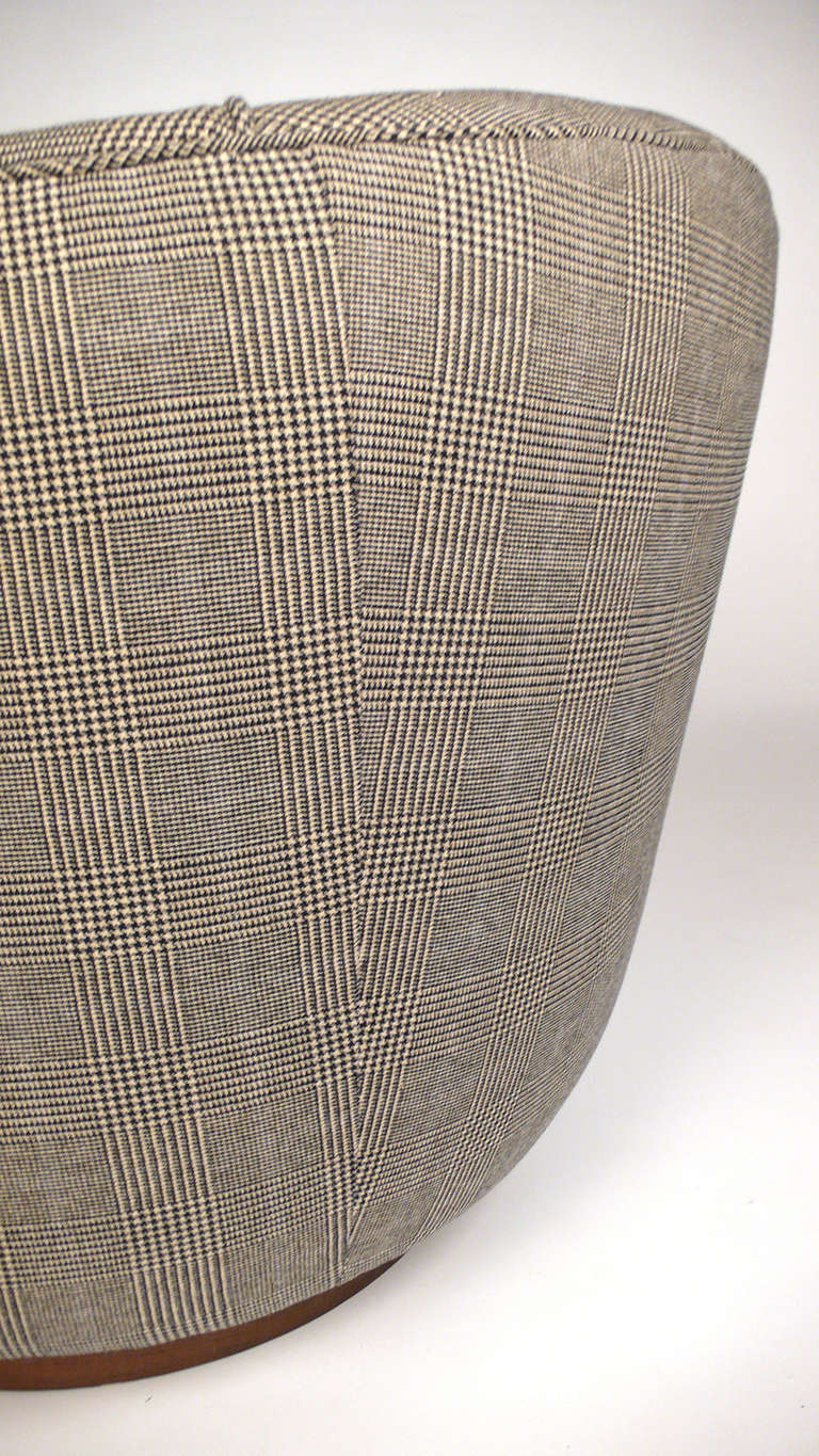 Milo Baughman Barrel Chair in Prince of Whales Textile 4