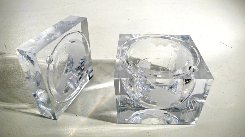 Late 20th Century Lucite Ice Bucket