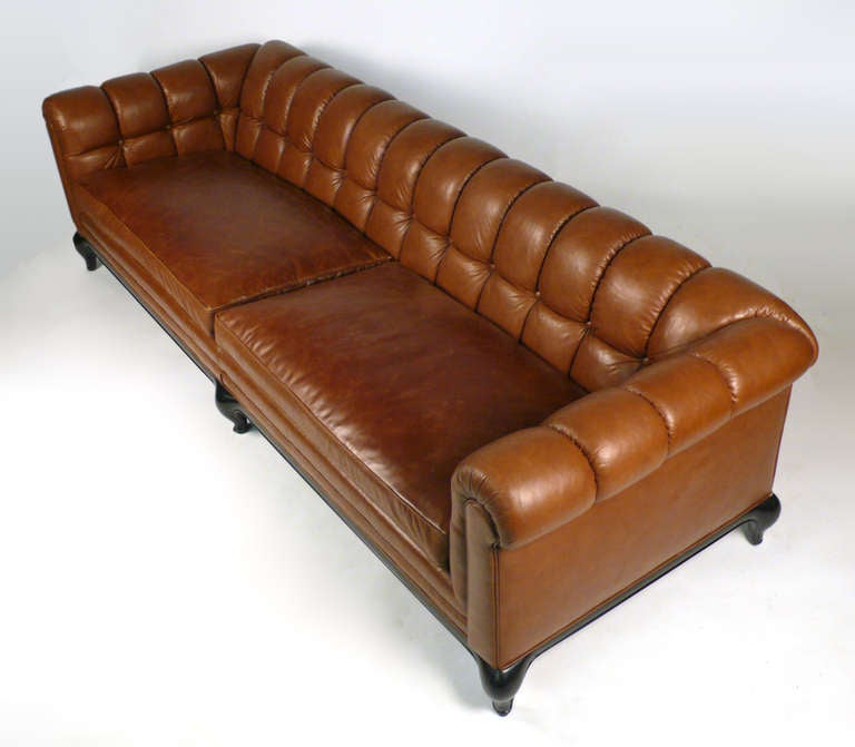 Biscuit Tufted Leather Sofa by Maurice Bailey for Monteverdi-Young In Good Condition In Dallas, TX