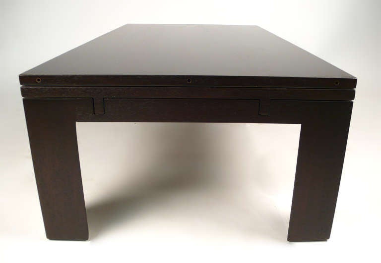 American Edward Wormley Expandable Coffee Table For Sale
