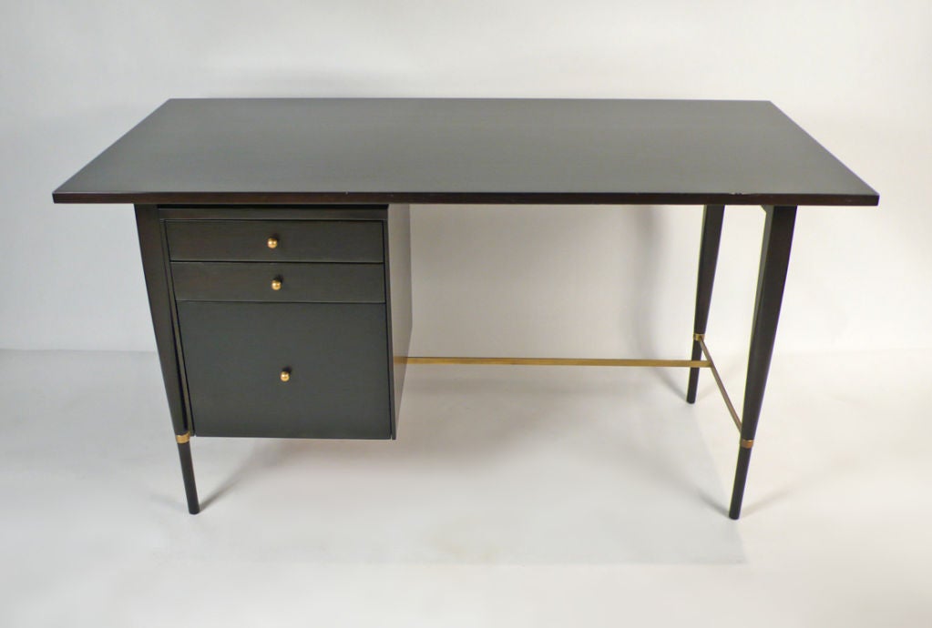 USA<br />
1952<br />
Calvin - Irwin Collection Desk designed by Paul McCobb. Mahagany and brass construction - excellent condition.
