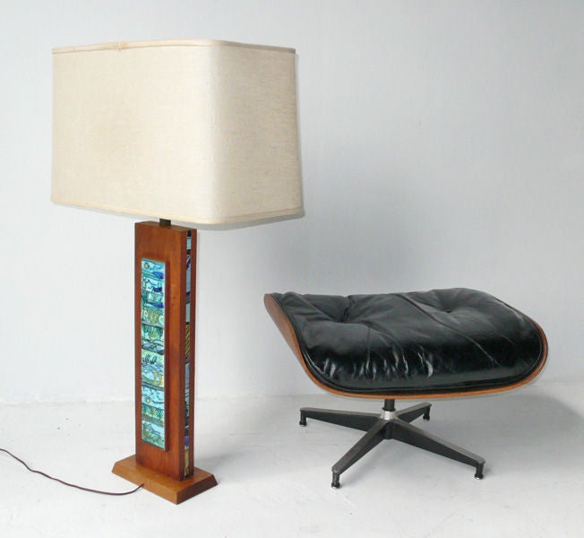 Gorgeous tall table lamp designed by Harris Strong. Crafted of tile and teak wood.