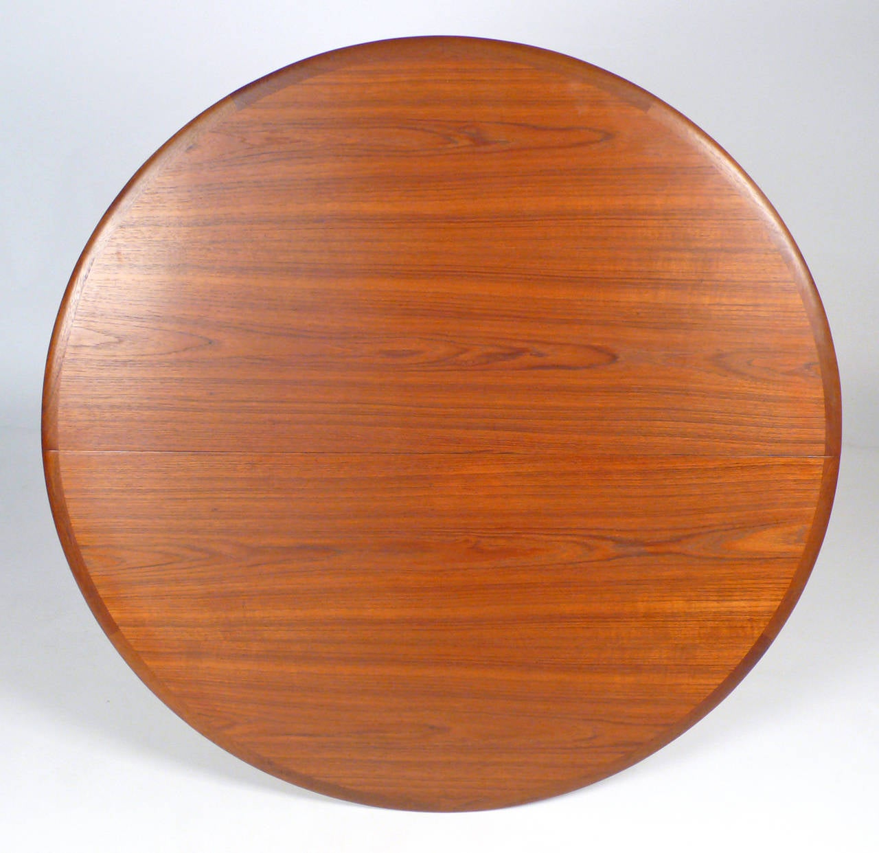 Svend Madsen Danish Modern Extension Dining Table In Excellent Condition In Dallas, TX