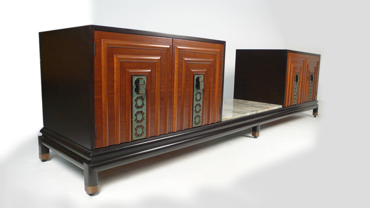 Exquisite Renzo Rutili Custom Cabinet Ensemble In Excellent Condition For Sale In Dallas, TX