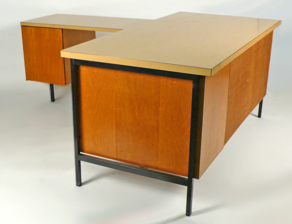 bureau knoll vintage